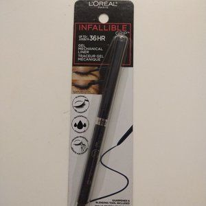 Loreal Infallible Grip Eyeliner in 230 Blue Jersey
